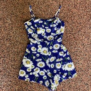 NWT Band of Gypsies Daisy Romper